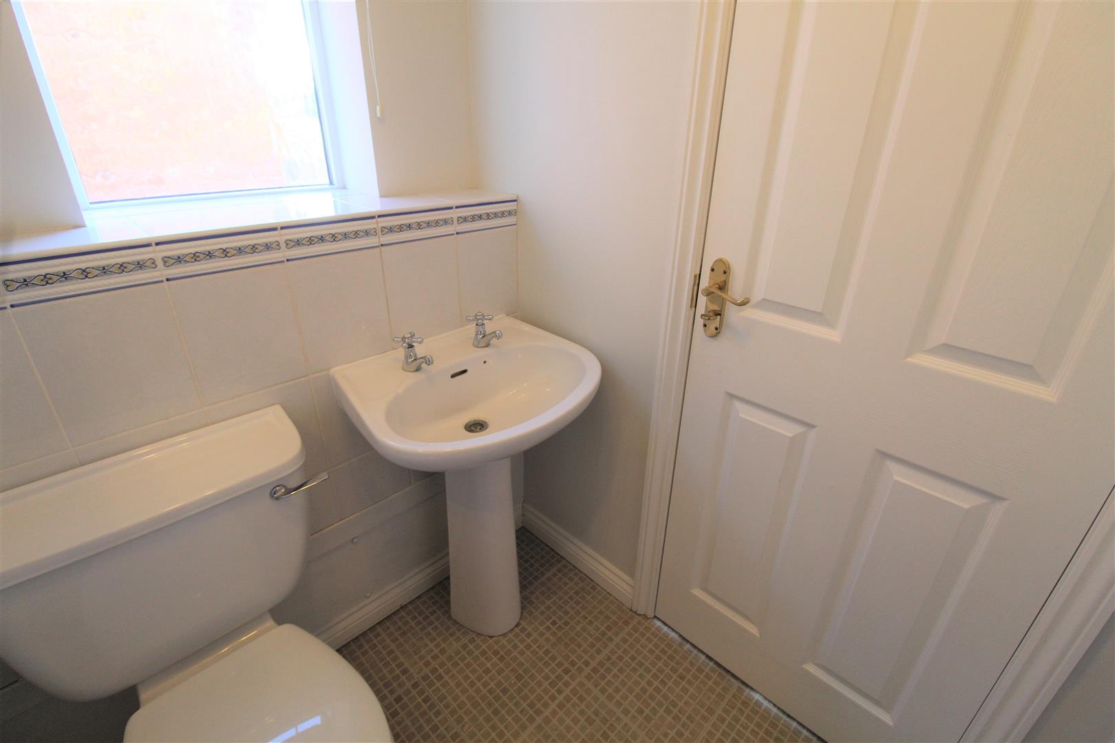 Rockingham Drive, Cheadle, Stoke-On-Trent